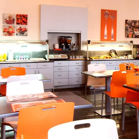 Venture Sant Cugat Otel 3*